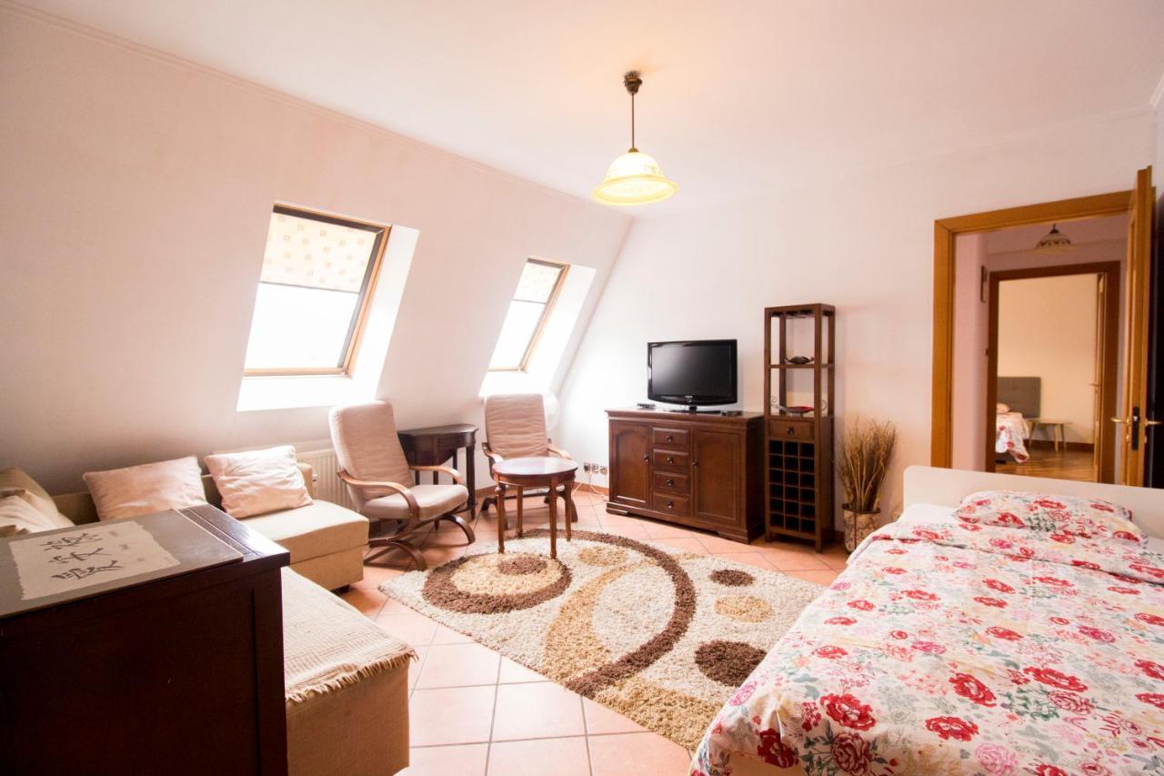Happyestate - Old Town - Apartamenty Przy Rynku Wrocław Buitenkant foto